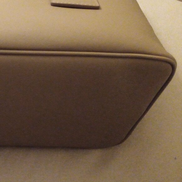 Marc Jacobs Tote - Sandstone - Picture 7 of 10